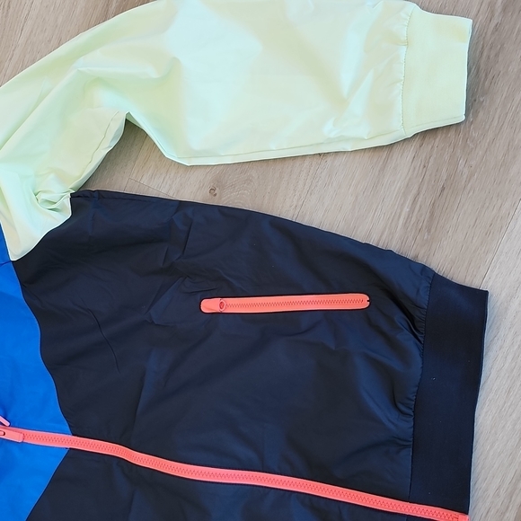 NWT mens nike  Woven Windrunner Hooded Jacket sizes s,m,L,XL,2x - Picture 4 of 6